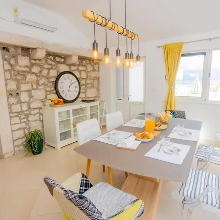Apartment Oskar Supetar